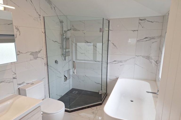 Photo of property in 1/52 Fendalton Road, Fendalton, Christchurch, 8014