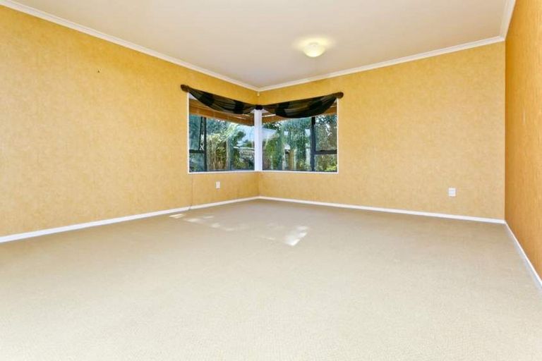 Photo of property in 16 Adelphi Place, Albany, Auckland, 0632