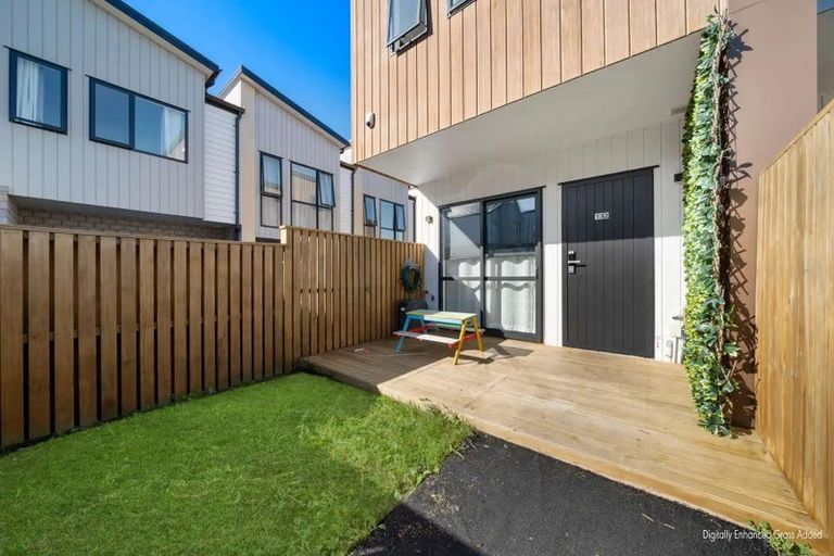 Photo of property in 132 Tiriwa Drive, Massey, Auckland, 0614