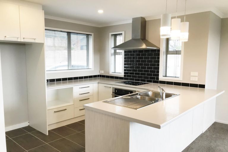 Photo of property in 9 Mcneish Place, Pokeno, 2402