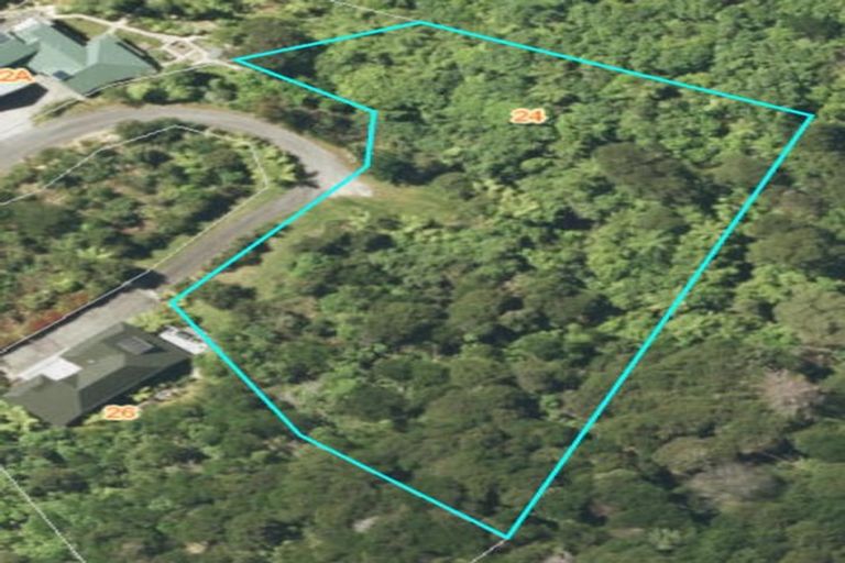 Photo of property in 24 Amelia Crescent, Waikawa, Picton, 7220