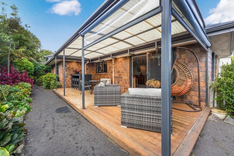 Photo of property in 5a Shanley Crescent, Waiuku, 2123