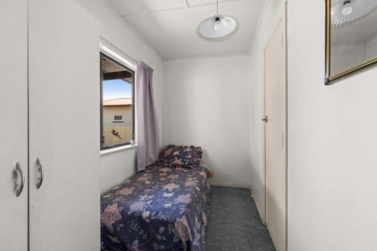 Photo of property in 85 Gloucester Street, Greenmeadows, Napier, 4112