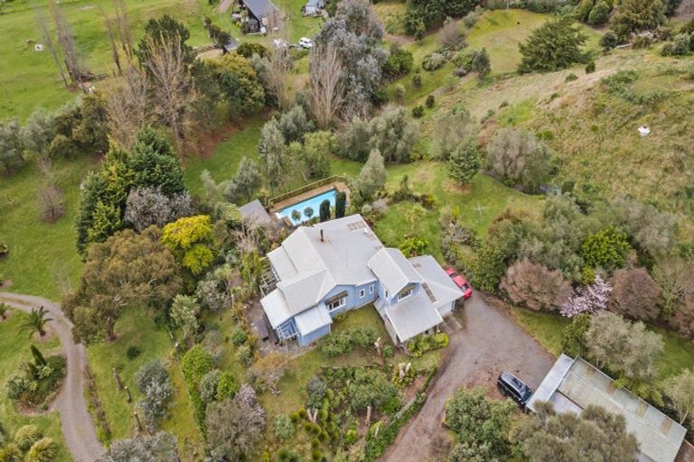 Photo of property in 41 Walkers Lane, Manakau, Levin, 5573