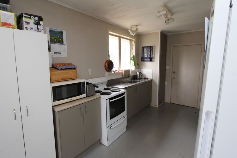 Photo of property in 45 Te Puea Avenue, Meremere, Mercer, 2474