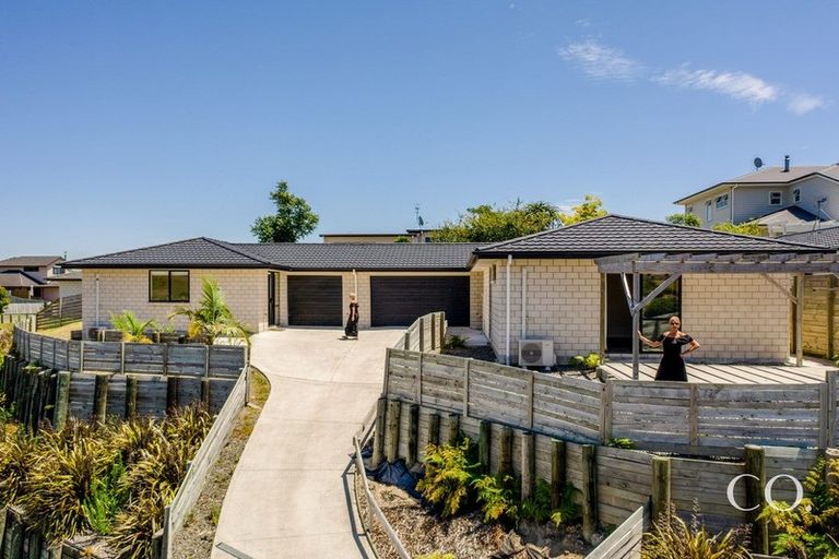 Photo of property in 23 Utopia Park Heights, Welcome Bay, Tauranga, 3112