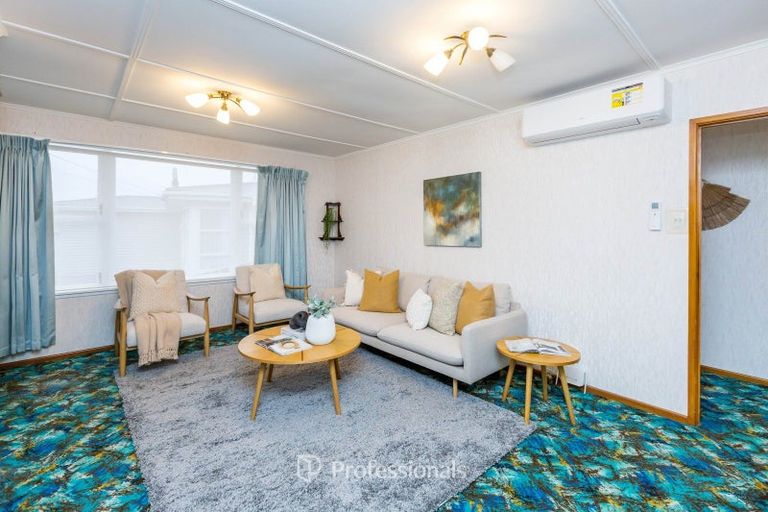 Photo of property in 11 Benge Crescent, Clouston Park, Upper Hutt, 5018