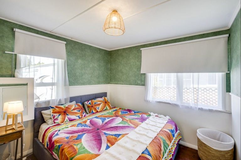 Photo of property in 30 Tasman Street, Havelock North, 4130