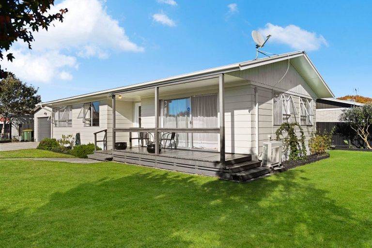 Photo of property in 11 Holmes Street, Nawton, Hamilton, 3200