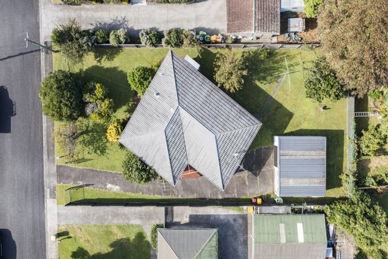 Photo of property in 20 Halberg Street, Papakura, 2110