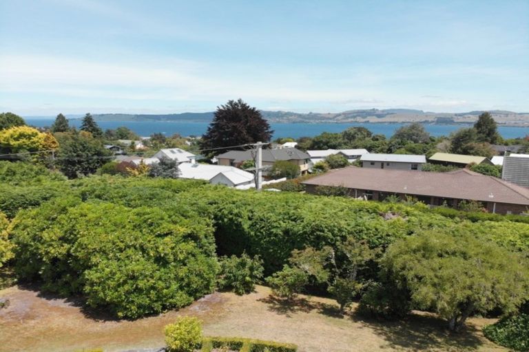 Photo of property in 77 Shepherd Road, Waipahihi, Taupo, 3330