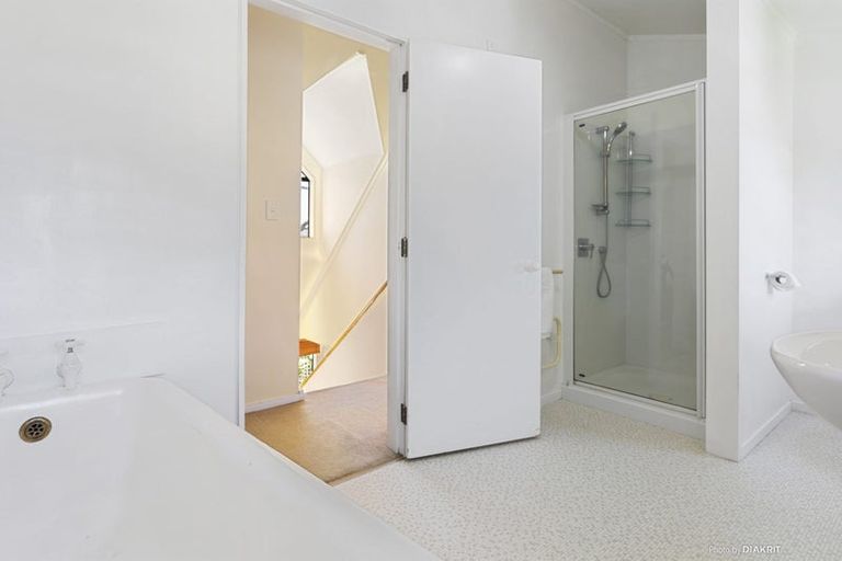 Photo of property in 23 Pinnacle Street, Seatoun, Wellington, 6022