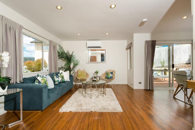 Photo of property in 47 South Kensington Way, Henderson, Auckland, 0612