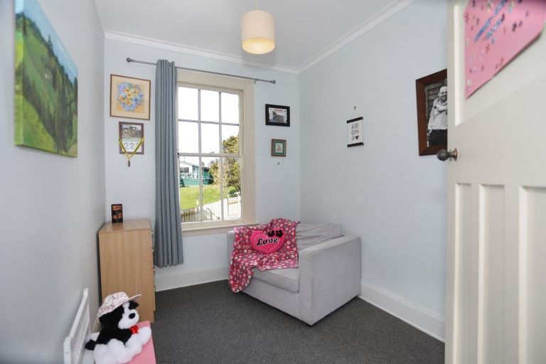 Photo of property in 110 Hastings Street, Halcombe, Feilding, 4779