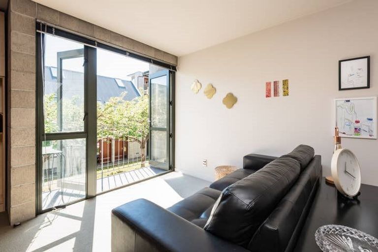 Photo of property in 1/868 Colombo Street, Christchurch Central, Christchurch, 8013