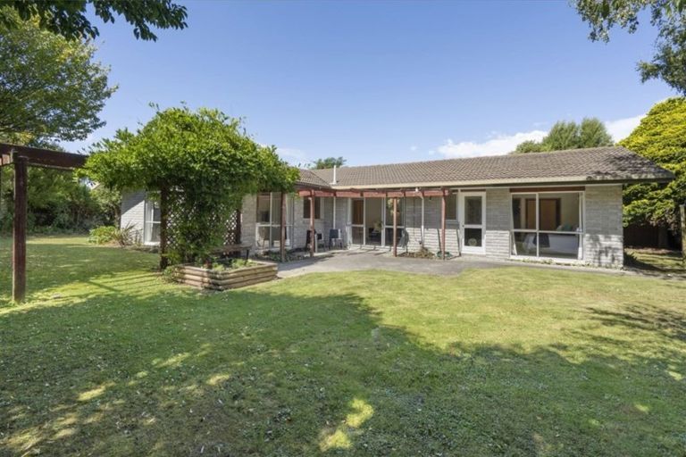 Photo of property in 15 Lancewood Drive, Halswell, Christchurch, 8025