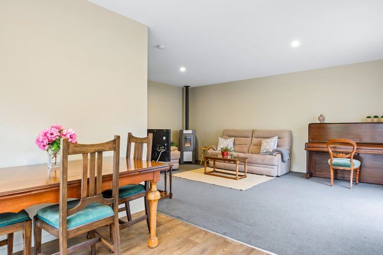 Photo of property in 2/104 Perry Street, Papanui, Christchurch, 8053