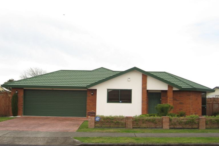 Photo of property in 12 Newfield Drive, Fairview Downs, Hamilton, 3214