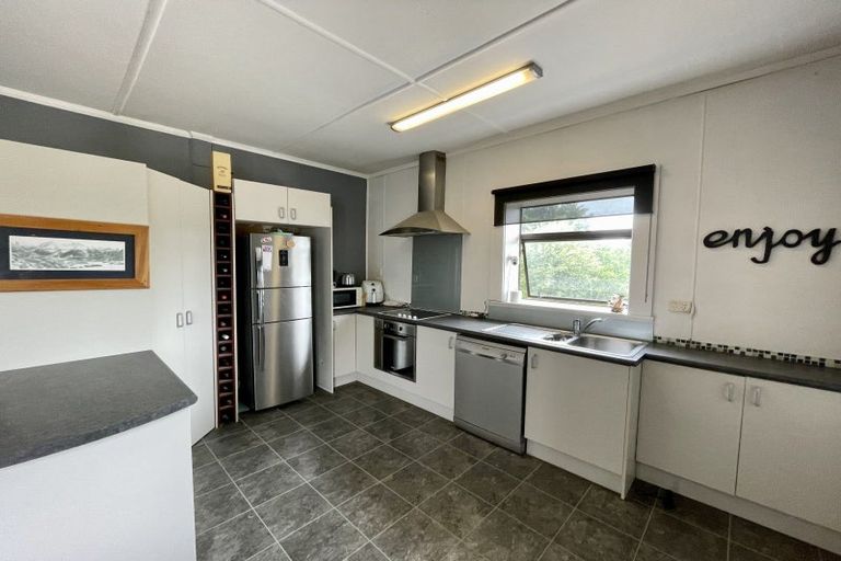 Photo of property in 12 Baker Street, West End, Timaru, 7910