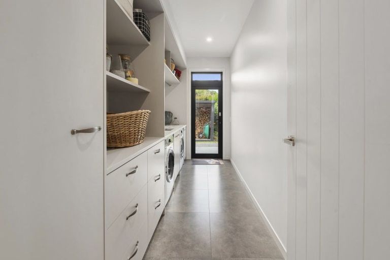 Photo of property in 32 Lacebark Drive, Kinloch, Taupo, 3377