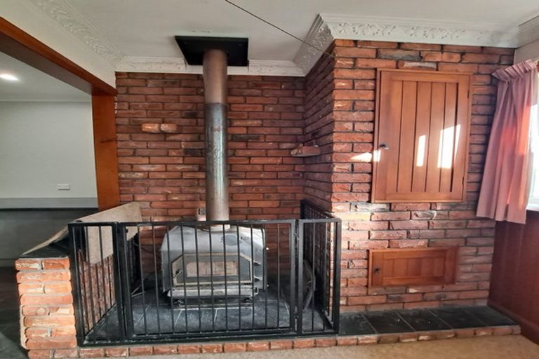 Photo of property in 5 Breadalbine Street, Balclutha, 9230