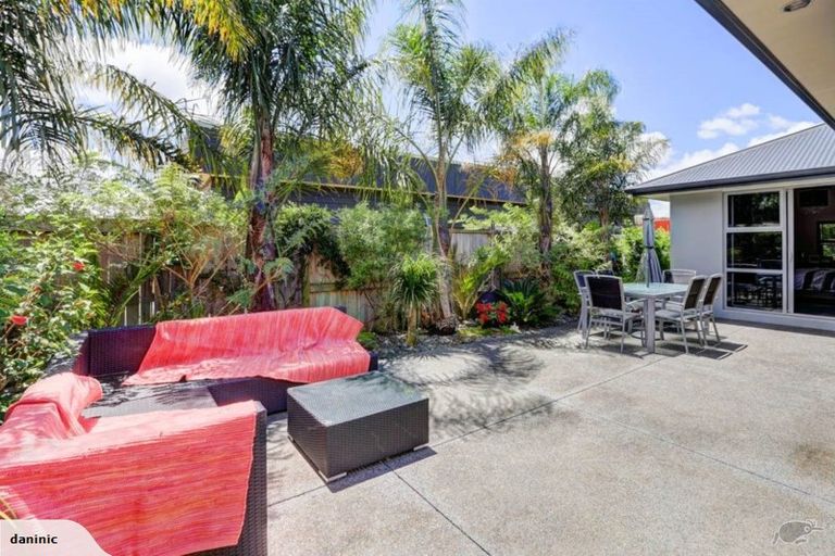 Photo of property in 12 The Rocks, Flagstaff, Hamilton, 3210