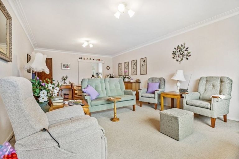 Photo of property in 3/61 Cook Street, Howick, Auckland, 2014