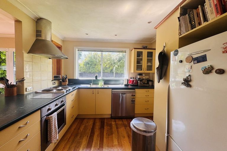 Photo of property in 60 Newcastle Street, Hokowhitu, Palmerston North, 4410