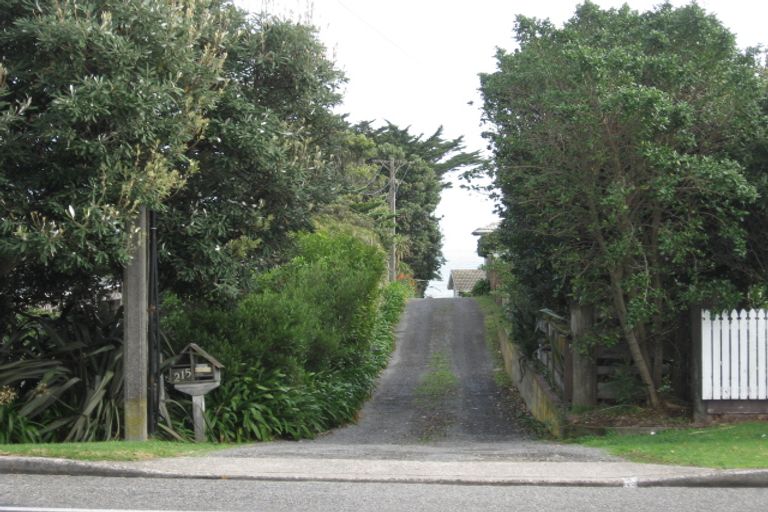 Photo of property in 215 Rosetta Road, Raumati South, Paraparaumu, 5032