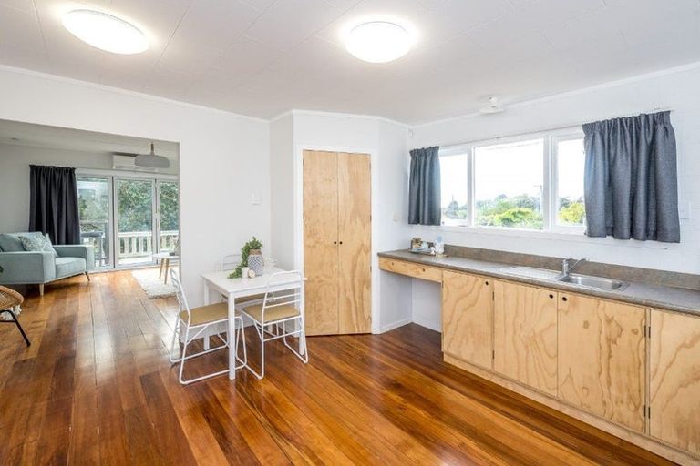 Photo of property in 22 Ngaio Street, Otaki Beach, Otaki, 5512