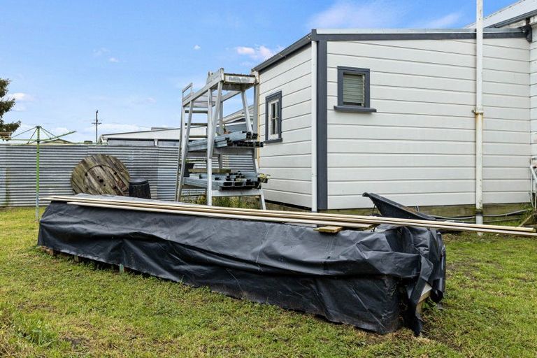 Photo of property in 6 Alexandra Street, Marton, 4710