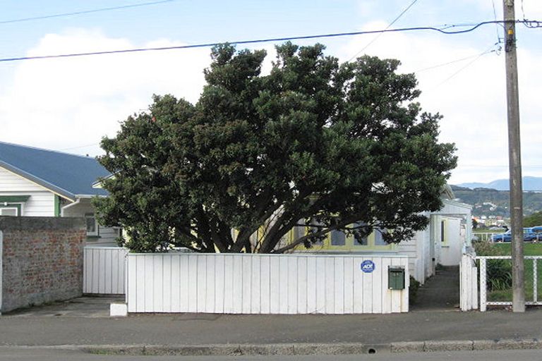 Photo of property in 85 Ross Street, Kilbirnie, Wellington, 6022