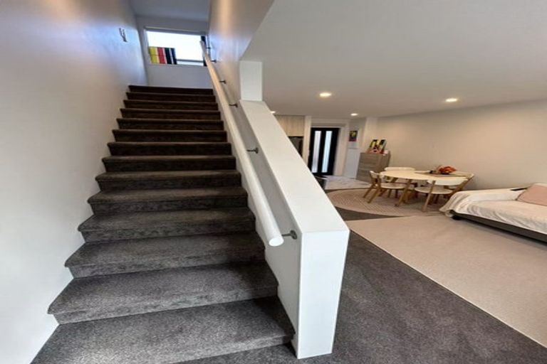 Photo of property in 5/21 Karamu Street, Te Atatu Peninsula, Auckland, 0610