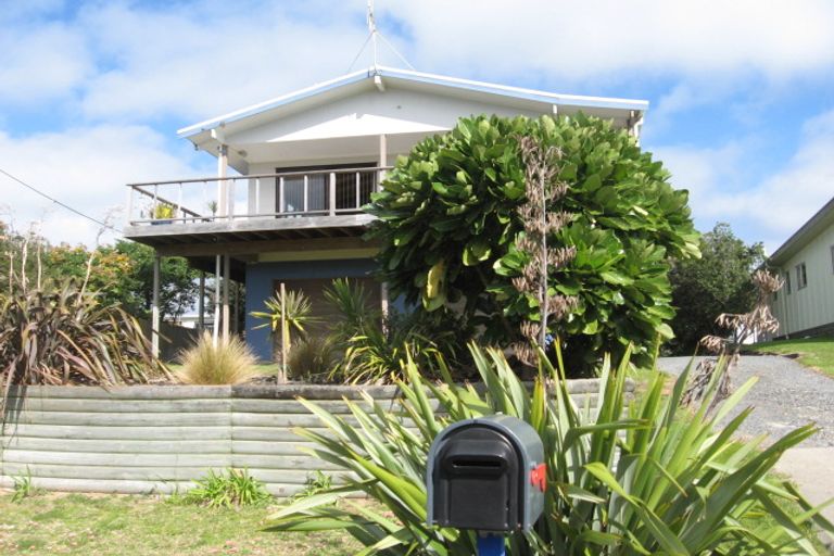 Photo of property in 31 Aubrey Road, Pataua North, Whangarei, 0175
