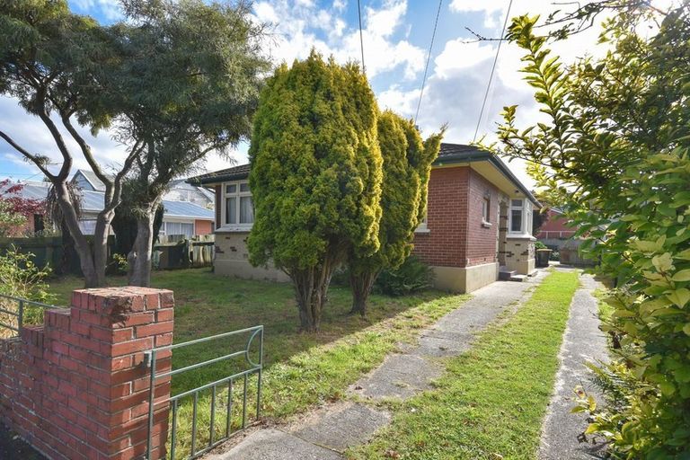 Photo of property in 64 Neville Street, South Dunedin, Dunedin, 9012