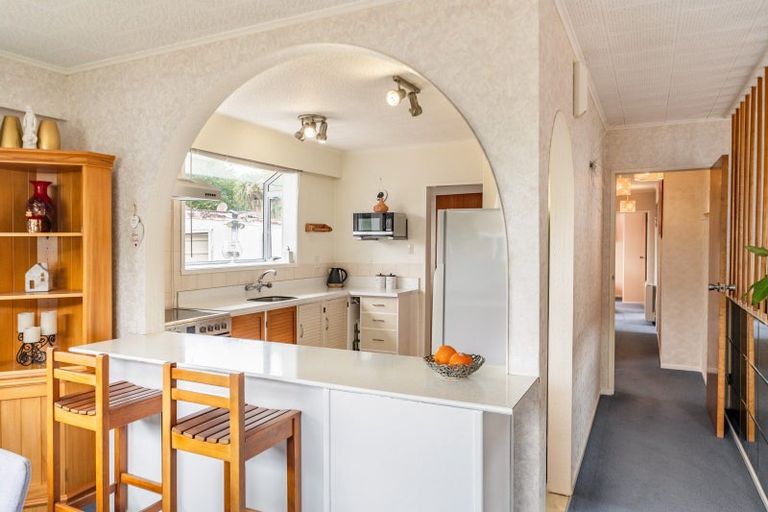 Photo of property in 20 Haylock Grove, Totara Park, Upper Hutt, 5018