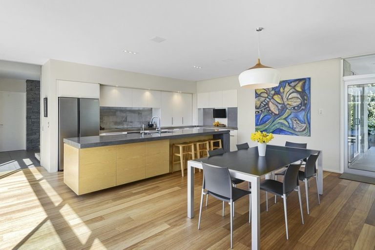 Photo of property in 18 Menzies Street, Sumner, Christchurch, 8081