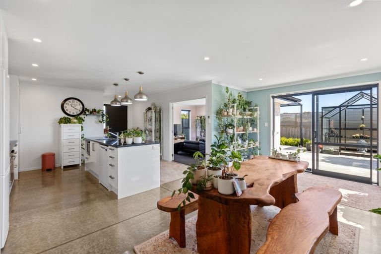 Photo of property in 14 Tangaroa Street, Waitara, 4320