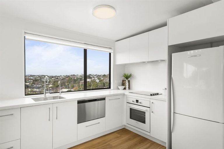 Photo of property in 29 Layton Road, Manly, Whangaparaoa, 0930