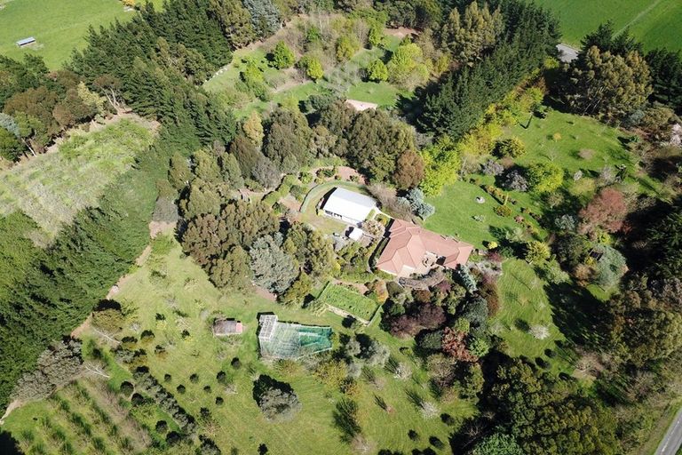 Photo of property in 265 No 1 Line, Tauwharenikau, Featherston, 5771