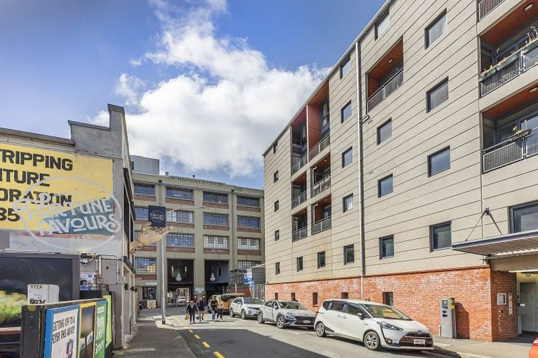 Photo of property in Hannahs Corner, 32/8 Leeds Street, Te Aro, Wellington, 6011