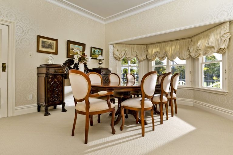 Photo of property in 9 Birchwood Grove, Greenhithe, Auckland, 0632