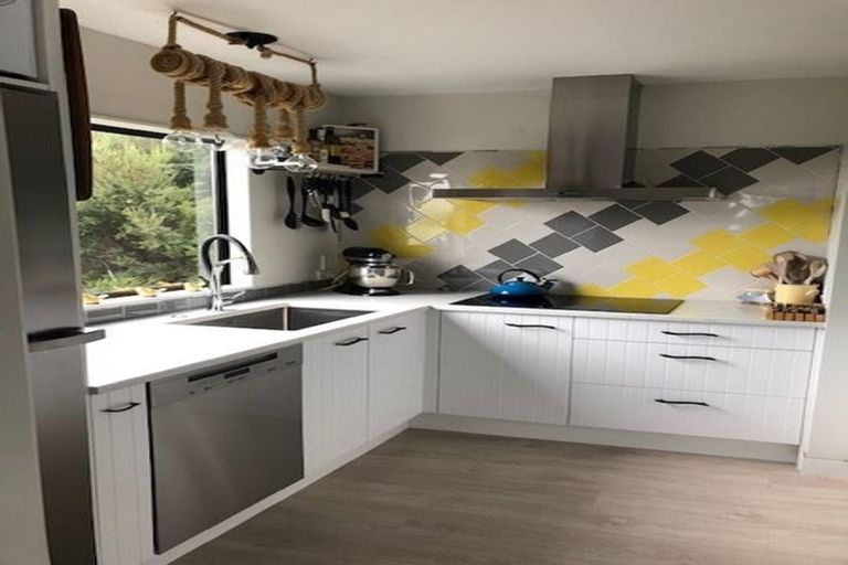 Photo of property in 5 Oneroa Road, Russell, 0202