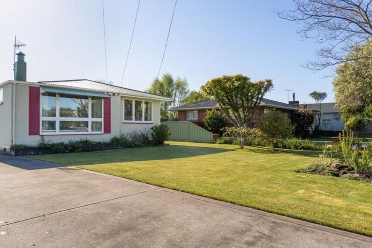 Photo of property in 34 Cambridge Terrace, Masterton, 5810