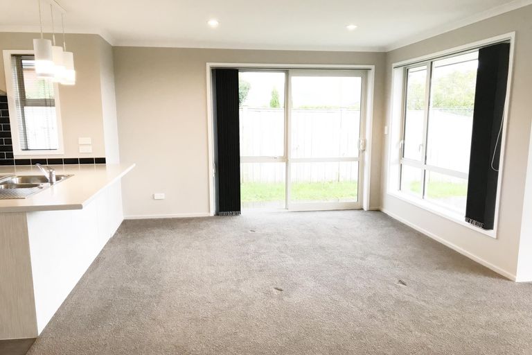 Photo of property in 9 Mcneish Place, Pokeno, 2402