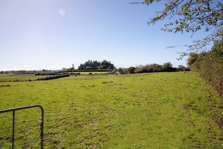 Photo of property in 16 Woolrich Road, Te Kowhai, Hamilton, 3288
