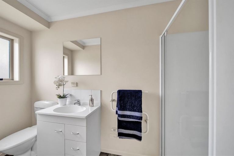 Photo of property in 17 Jules Crescent, Bell Block, New Plymouth, 4312