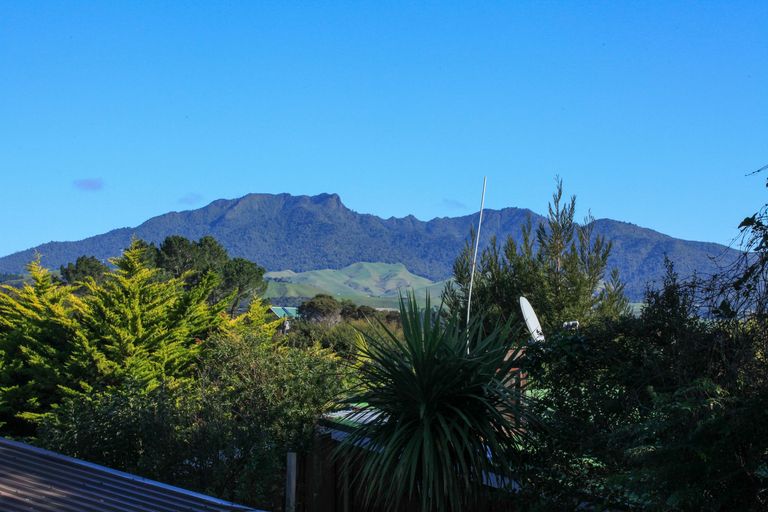 Photo of property in 11 Robertson Street, Raglan, 3225