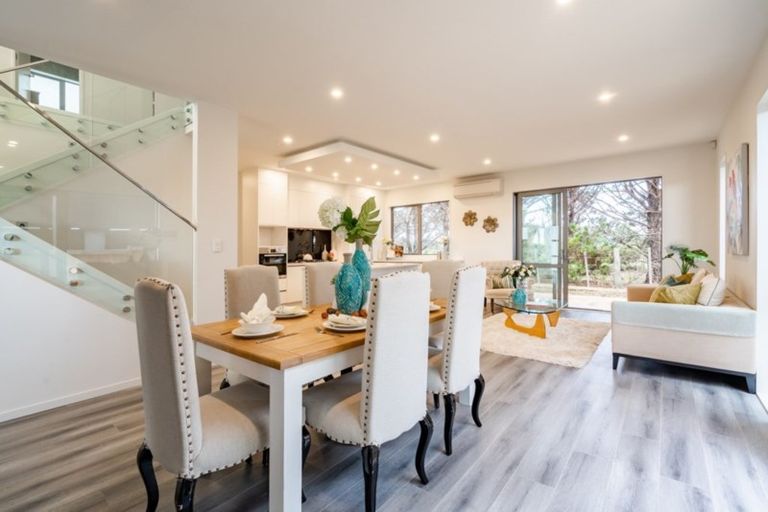 Photo of property in 36 Resolution Drive, Gulf Harbour, Whangaparaoa, 0930