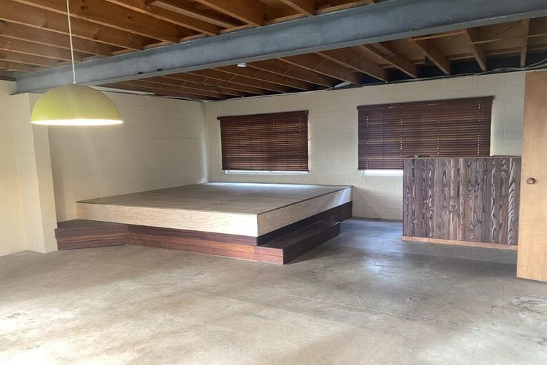 Photo of property in 93 Hebron Road, Waiake, Auckland, 0630